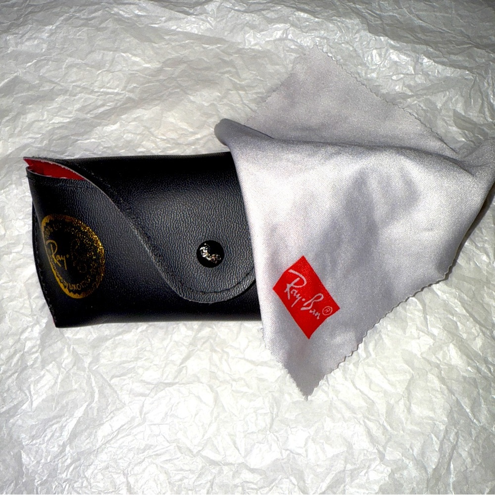 Black Case & Lens Cloth